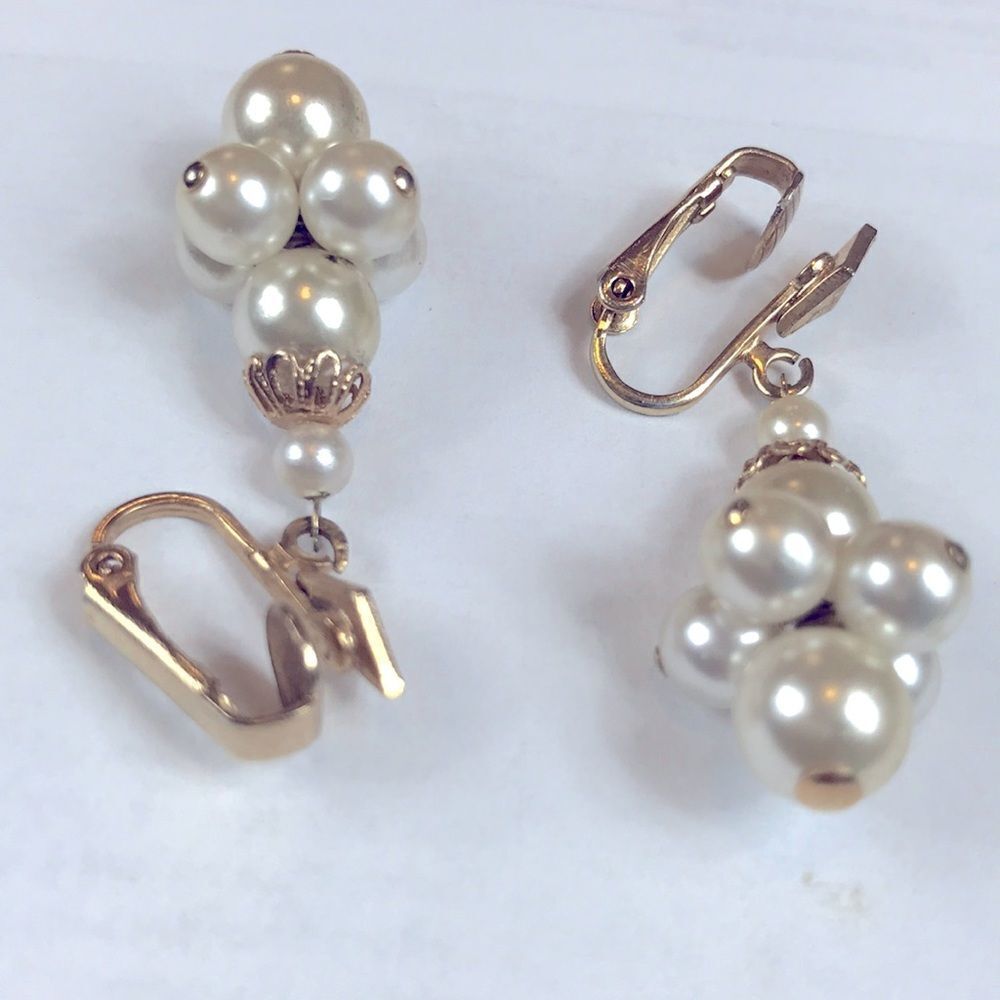 Vintage Earrings Tone Gold & White